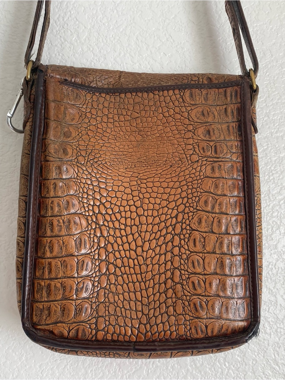 Brown Vintage Brahmin Crossbody Leather Handbag - Alligator Croc - Picture 3 of 10